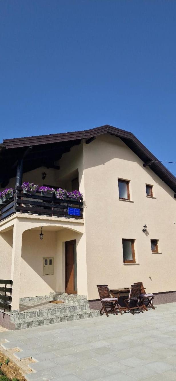 House Boketto Otel Korenica Dış mekan fotoğraf